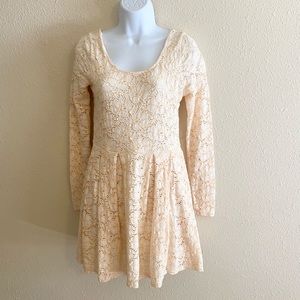 FREE PEOPLE LIGHT PEACH LACE OVERLAY DRESS